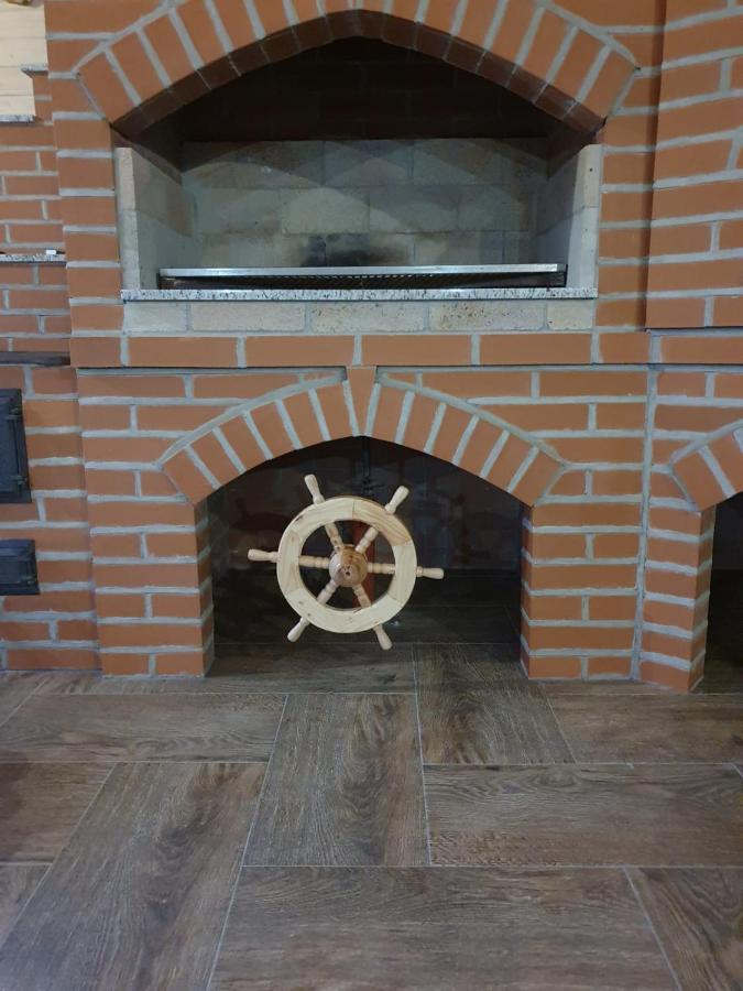 Casa Alexandru - Locul In Care Te Simti Acasa Hotell Viseu de Jos Exteriör bild
