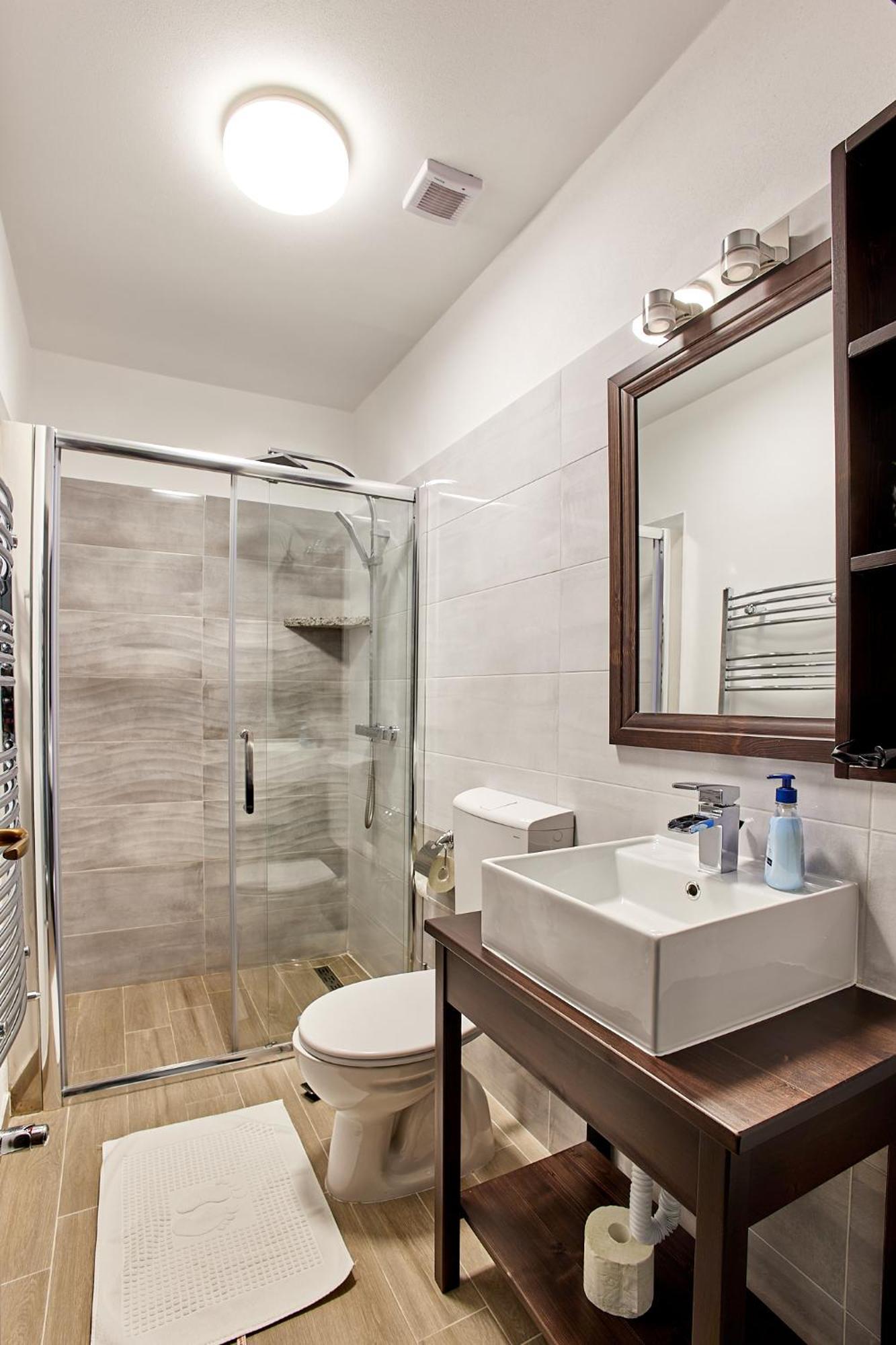 Casa Alexandru - Locul In Care Te Simti Acasa Hotell Viseu de Jos Exteriör bild